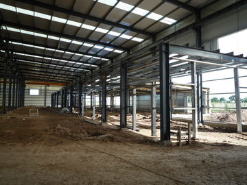 Çin Prefabrik endüstriyel ticari çelik binalar / konut çelik yapı binası Tedarikçi