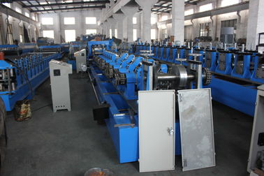 Çin CZ Purlin Soğuk Rulo Şekillendirme Makinesi Q195 / Q235 Karbon Çelikine Tedarikçi