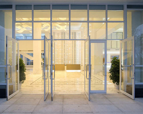 Çin Ofis Cam Pivot Zemin Yaylı Kapı Ticari Tasarım Sistemi Tedarikçi