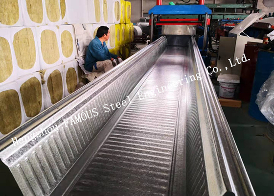 Çin Galvanizli Kompozit Metal Döşeme Deck ComFlor 210 Alternatif Deck Serisi 600mm Tedarikçi