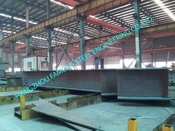 Çin Metal Endüstriyel Geniş Clearspan Barınağı Prehdine Edilmiş AISC 80 X 110 Tedarikçi