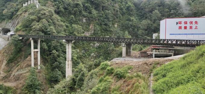 hakkında en son şirket haberleri Sichuan-Tibet Hattında Birkaç Çelik Bailey Köprüsü Tamamlandı  1